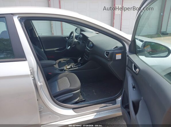 KMHC65LC9KU159248 2019 HYUNDAI IONIQ HYBRID Silver Սալոնի դիմացի տեսք