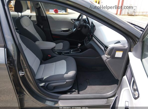KMHC65LC9LU221846 2020 HYUNDAI IONIQ HYBRID Серый Вид салона спереди