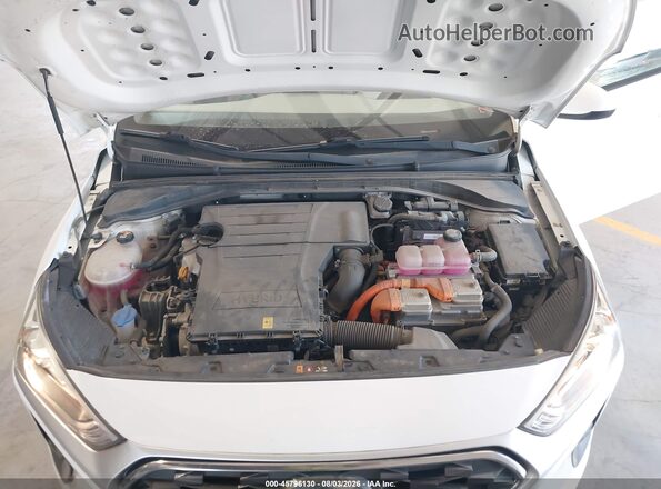 KMHC65LC9LU233608 2020 HYUNDAI IONIQ HYBRID White Вид ззаду