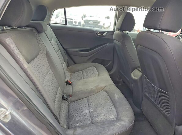 KMHC65LCXHU058034 2017 HYUNDAI IONIQ Gray Vista de los asientos traseros