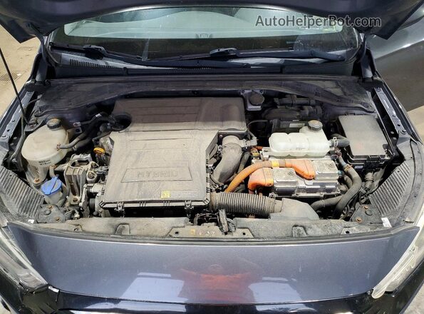 KMHC65LCXJU077902 2018 HYUNDAI IONIQ Gray Rear interior view