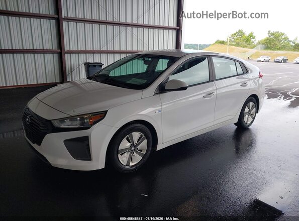 KMHC65LCXJU101194 2018 HYUNDAI IONIQ HYBRID White Передня ліва чверть