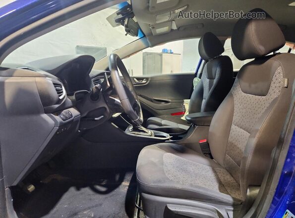 KMHC65LD0KU169353 2019 HYUNDAI IONIQ Blue Widok wnętrza z przodu