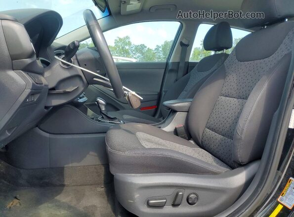 KMHC75LC0HU036816 2017 HYUNDAI IONIQ Черный Вид салона спереди