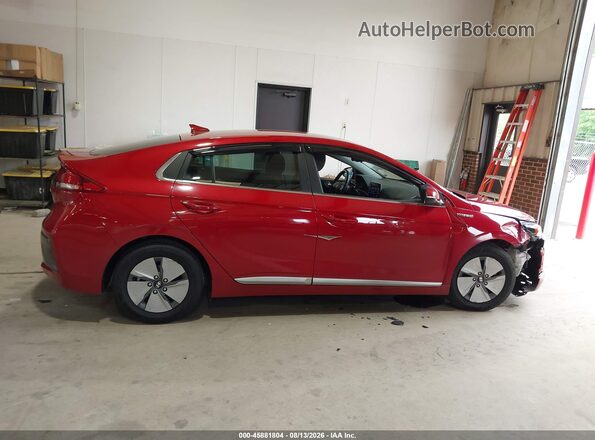 KMHC75LC0MU260940 2021 HYUNDAI IONIQ HYBRID Red უკანა სალონის ხედი