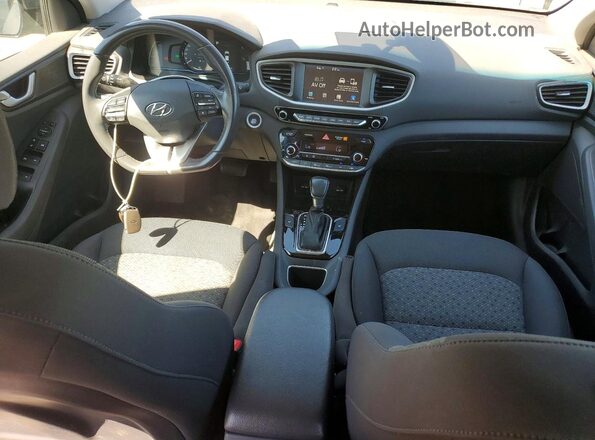 KMHC75LC1HU035593 2017 HYUNDAI IONIQ Серый Вид панели приборов