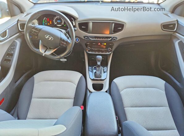 KMHC75LC2JU098918 2018 HYUNDAI IONIQ Gray წინა პანელის ხედი