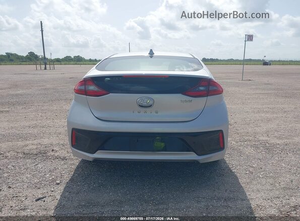 KMHC75LC2KU106937 2019 HYUNDAI IONIQ HYBRID Silver 