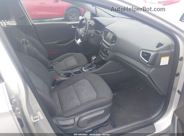 KMHC75LC4HU028038 2017 HYUNDAI IONIQ HYBRID Silver წინა სალონის ხედი