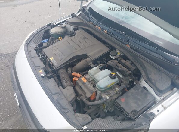 KMHC75LC4HU028038 2017 HYUNDAI IONIQ HYBRID Silver უკანა ხედი
