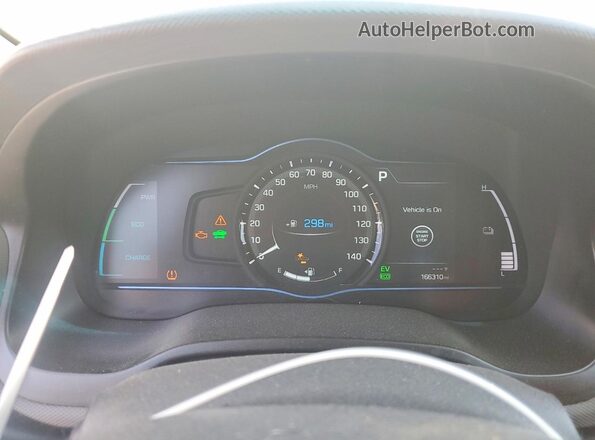 KMHC75LC5JU061748 2018 HYUNDAI IONIQ White ხელსაწყოთა პანელის ხედი