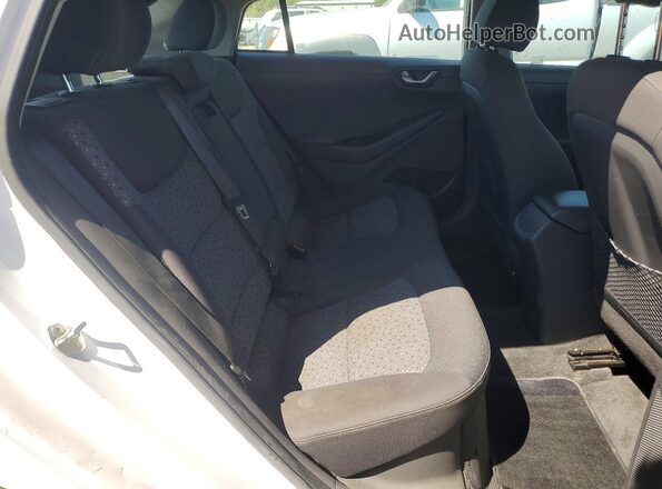 KMHC75LC5JU061748 2018 HYUNDAI IONIQ White უკანა სავარძლების ხედი