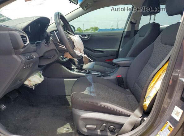 KMHC75LC6JU065162 2018 HYUNDAI IONIQ Gray Vista interior delantera