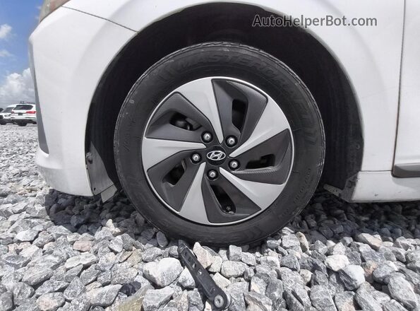 KMHC75LC6KU117746 2019 HYUNDAI IONIQ White 