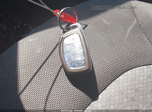 KMHC75LC8JU067995 2018 HYUNDAI IONIQ HYBRID Silver Вид панелі приладів