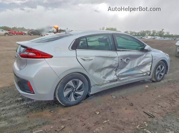 KMHC75LC8JU098082 2018 HYUNDAI IONIQ Silver Հետևի աջ