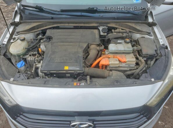 KMHC75LC8JU098082 2018 HYUNDAI IONIQ Silver Սալոնի հետևի տեսք