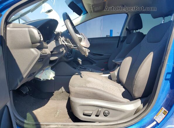 KMHC75LC8JU099393 2018 HYUNDAI IONIQ Blue Widok wnętrza z przodu