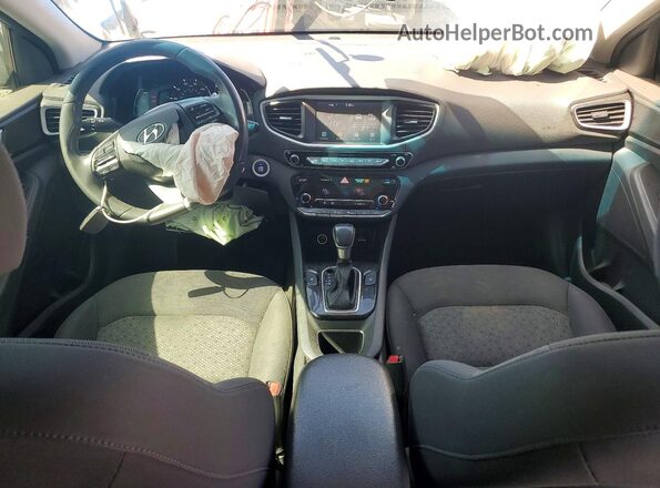 KMHC75LC8JU099393 2018 HYUNDAI IONIQ Blue Widok deski rozdzielczej