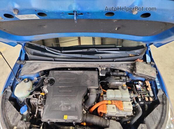 KMHC75LC9JU064992 2018 HYUNDAI IONIQ Blue Widok wnętrza z tyłu