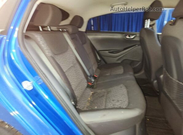 KMHC75LC9JU064992 2018 HYUNDAI IONIQ Blue Widok tylnych siedzeń