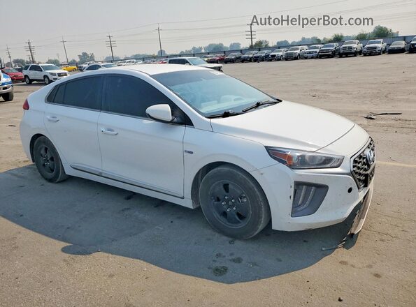 KMHC75LCXLU213879 2020 HYUNDAI IONIQ Белый Передняя правая четверть
