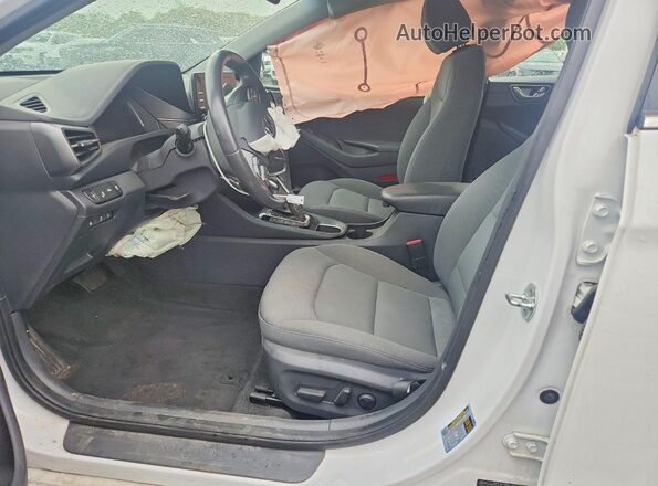 KMHC75LD4MU246550 2021 HYUNDAI IONIQ White Vista interior delantera