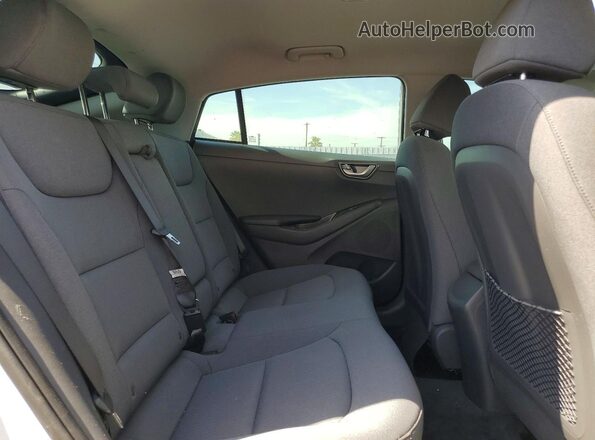 KMHC75LJ8LU060658 2020 HYUNDAI IONIQ White Вид задніх сидінь