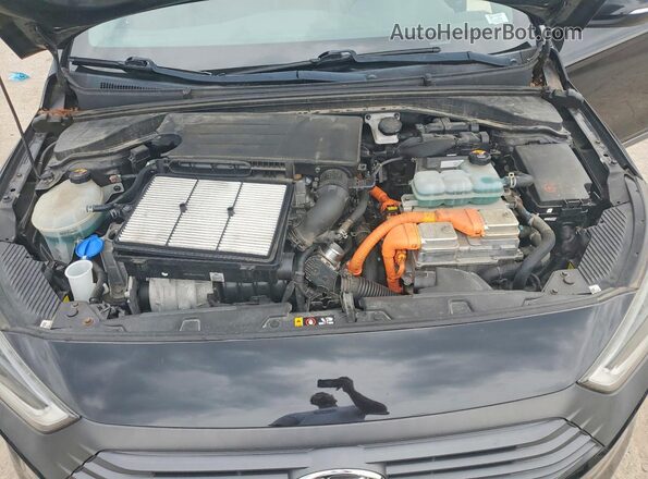 KMHC85LC4JU071975 2018 HYUNDAI IONIQ Black უკანა სალონის ხედი