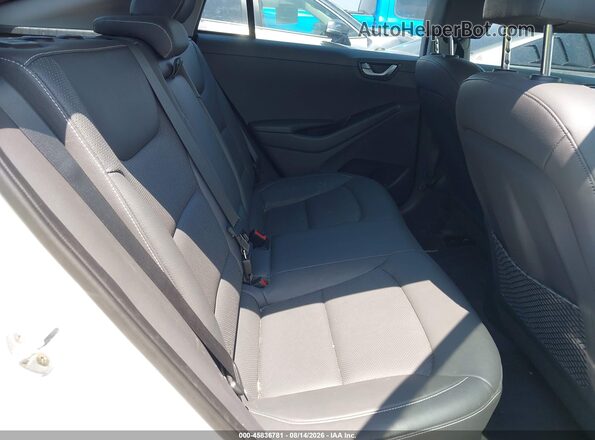 KMHC85LC9HU040098 2017 HYUNDAI IONIQ HYBRID White Vista de la etiqueta del VIN