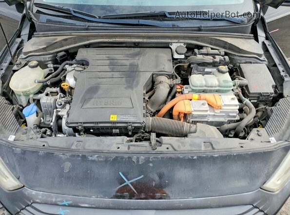 KMHC85LCXJU084181 2018 HYUNDAI IONIQ Black Widok wnętrza z tyłu