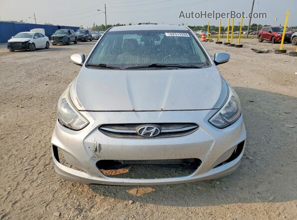 KMHCT4AE0GU072305 2016 HYUNDAI ACCENT Silver Widok z przodu
