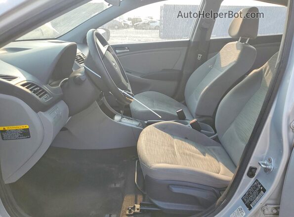 KMHCT4AE0GU072305 2016 HYUNDAI ACCENT Silver Widok wnętrza z przodu