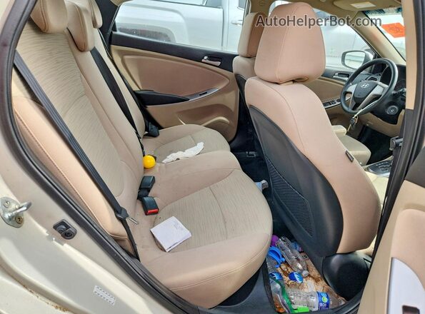 KMHCT4AE0GU090867 2016 HYUNDAI ACCENT Beige უკანა სავარძლების ხედი