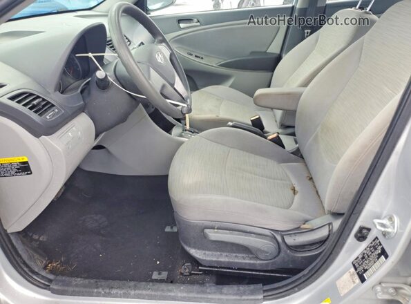 KMHCT4AE0HU247315 2017 HYUNDAI ACCENT Gray Front interior view