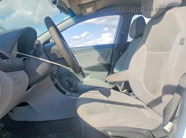 KMHCT4AE1GU060020 2016 HYUNDAI ACCENT White წინა სალონის ხედი