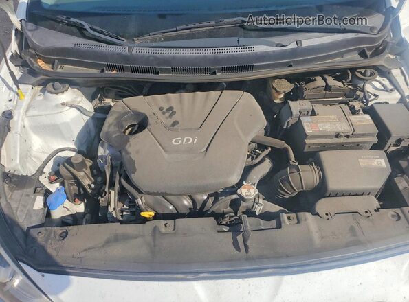 KMHCT4AE1GU060020 2016 HYUNDAI ACCENT White უკანა სალონის ხედი
