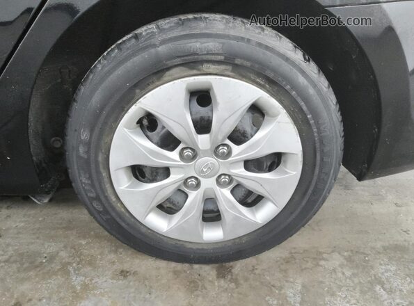 KMHCT4AE1GU060051 2016 HYUNDAI ACCENT Черный 