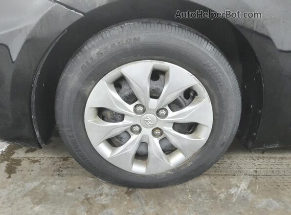 KMHCT4AE1GU060051 2016 HYUNDAI ACCENT Черный 