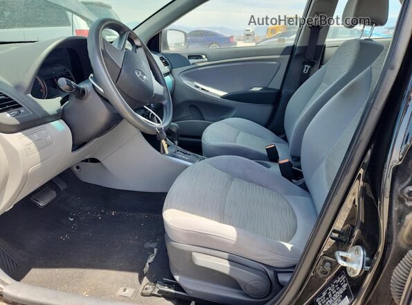 KMHCT4AE2GU021016 2016 HYUNDAI ACCENT Gray Вид салону спереду