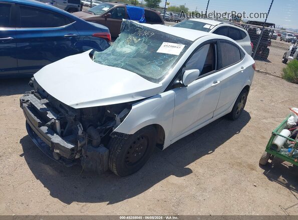 KMHCT4AE2GU094161 2016 HYUNDAI ACCENT White Front left