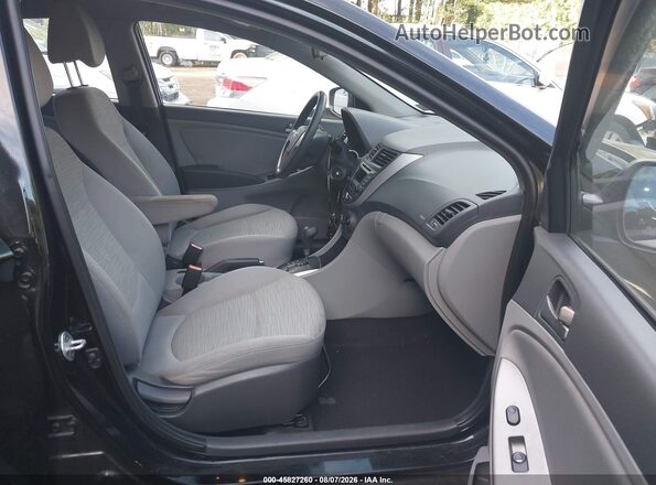 KMHCT4AE2GU136585 2016 HYUNDAI ACCENT Черный Вид салона спереди