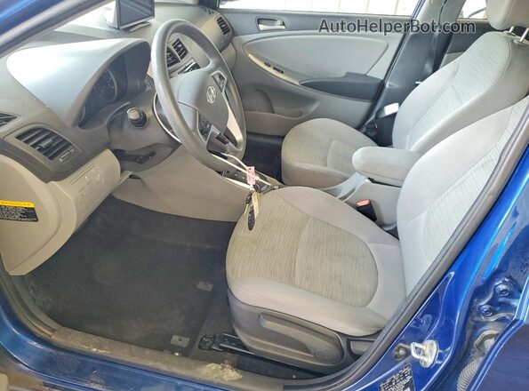 KMHCT4AE3GU025480 2016 HYUNDAI ACCENT Blue წინა სალონის ხედი