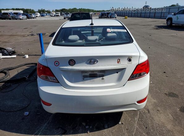KMHCT4AE3GU045180 2016 HYUNDAI ACCENT White Вид ззаду