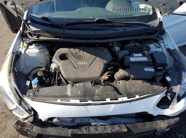 KMHCT4AE3GU045180 2016 HYUNDAI ACCENT White Вид задньої частини салону