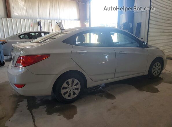 KMHCT4AE3GU060682 2016 HYUNDAI ACCENT Cream Задня права чверть