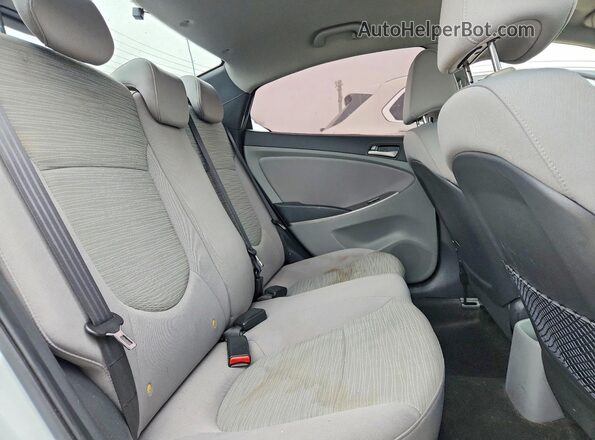 KMHCT4AE3GU105748 2016 HYUNDAI ACCENT Белый Вид задних сидений