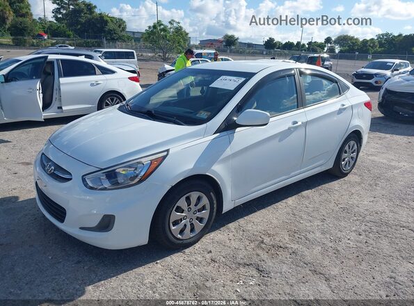 KMHCT4AE3GU139463 2016 HYUNDAI ACCENT Белый Передняя левая четверть