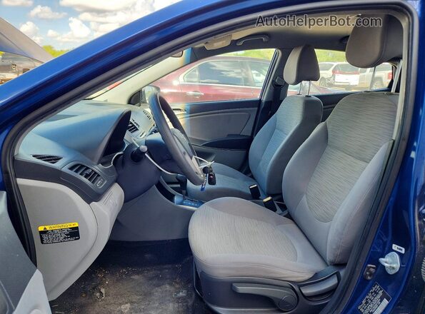 KMHCT4AE3GU153945 2016 HYUNDAI ACCENT Blue წინა სალონის ხედი