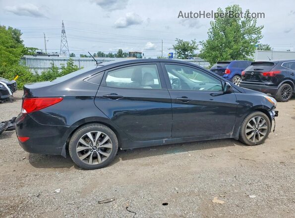 KMHCT4AE3HU318765 2017 HYUNDAI ACCENT Black Trasero derecho
